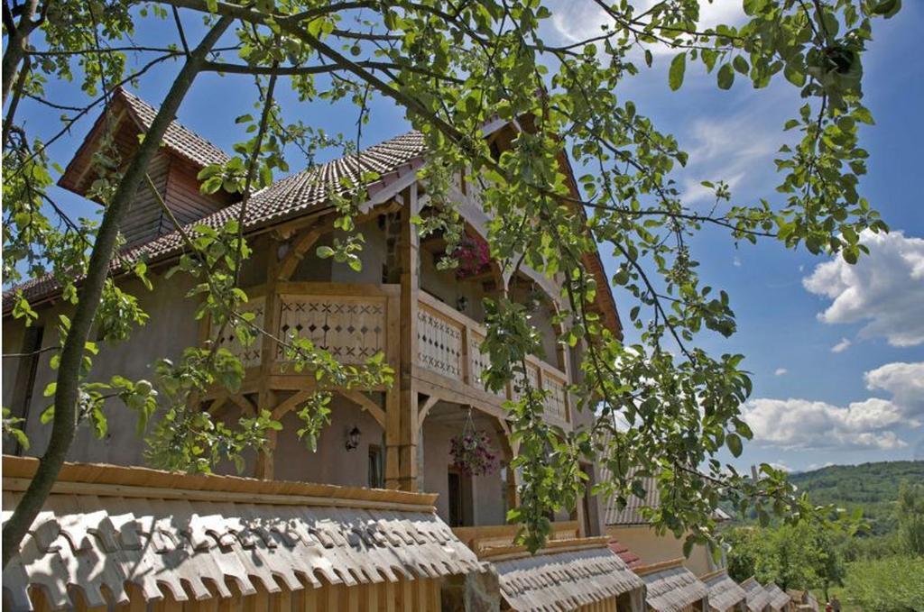 Pensiunea Valea Branzei Nanesti Екстериор снимка